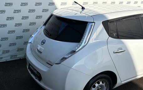 Nissan Leaf I, 2015 год, 745 000 рублей, 8 фотография