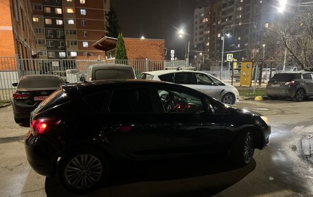 Opel Astra J, 2011 год, 609 999 рублей, 7 фотография