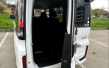 Honda Stepwgn IV, 2019 год, 1 750 000 рублей, 13 фотография