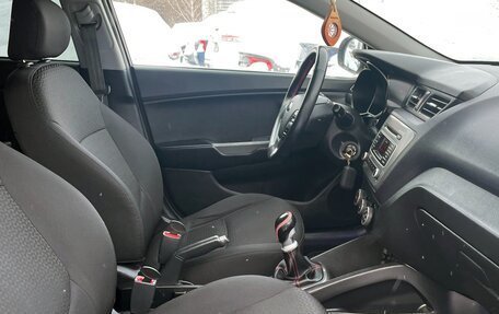 KIA Rio III рестайлинг, 2016 год, 924 888 рублей, 11 фотография