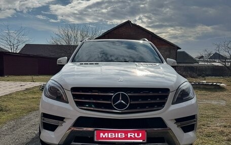 Mercedes-Benz M-Класс, 2012 год, 2 350 000 рублей, 3 фотография