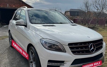 Mercedes-Benz M-Класс, 2012 год, 2 350 000 рублей, 2 фотография