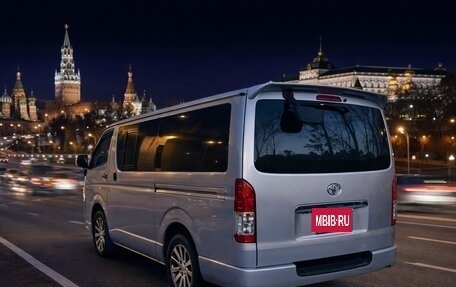 Toyota HiAce H200, 2008 год, 2 300 000 рублей, 2 фотография