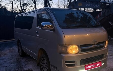 Toyota HiAce H200, 2008 год, 2 300 000 рублей, 9 фотография