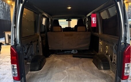 Toyota HiAce H200, 2008 год, 2 300 000 рублей, 6 фотография