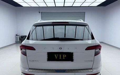 Skoda Karoq I, 2022 год, 2 260 000 рублей, 5 фотография