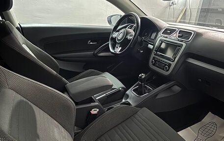 Volkswagen Scirocco III рестайлинг, 2011 год, 870 000 рублей, 2 фотография