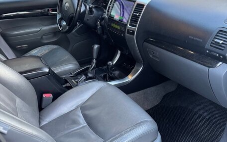 Toyota Land Cruiser Prado 120 рестайлинг, 2008 год, 2 700 000 рублей, 13 фотография