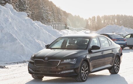 Skoda Superb, 2025 год, 3 130 000 рублей, 2 фотография