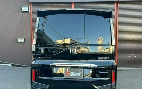 Honda Stepwgn IV, 2017 год, 1 435 000 рублей, 7 фотография
