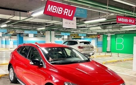 Volvo V40 Cross Country I, 2018 год, 1 950 000 рублей, 1 фотография