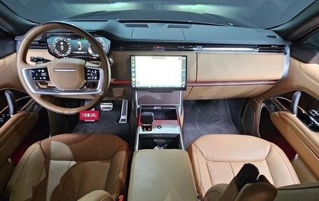 Land Rover Range Rover IV рестайлинг, 2025 год, 23 731 000 рублей, 10 фотография