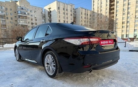 Toyota Camry, 2020 год, 4 050 000 рублей, 3 фотография