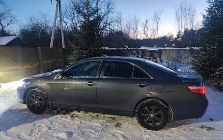Toyota Camry, 2010 год, 800 000 рублей, 3 фотография