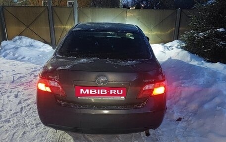 Toyota Camry, 2010 год, 800 000 рублей, 6 фотография