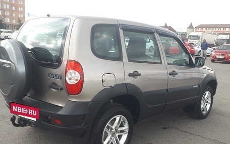 Chevrolet Niva I рестайлинг, 2018 год, 780 000 рублей, 3 фотография