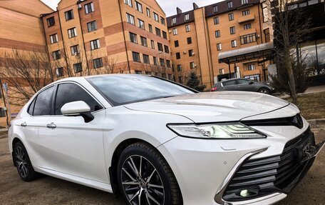 Toyota Camry, 2022 год, 3 500 000 рублей, 3 фотография