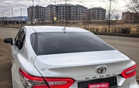 Toyota Camry, 2022 год, 3 500 000 рублей, 6 фотография