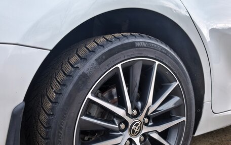 Toyota Camry, 2022 год, 3 500 000 рублей, 10 фотография