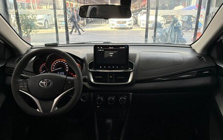 Toyota Yaris Cross, 2021 год, 1 500 000 рублей, 8 фотография