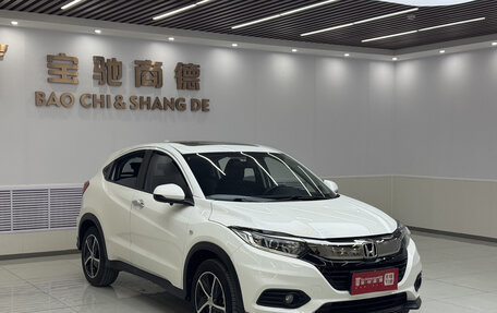 Honda Vezel, 2021 год, 1 790 000 рублей, 3 фотография