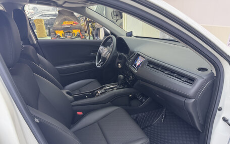 Honda Vezel, 2021 год, 1 790 000 рублей, 11 фотография