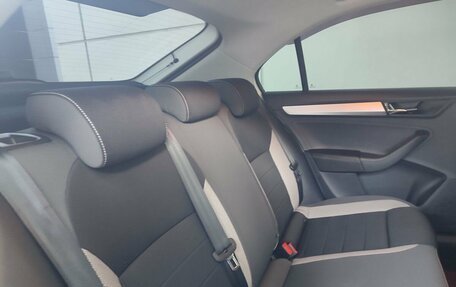 Skoda Rapid I, 2018 год, 1 099 000 рублей, 15 фотография