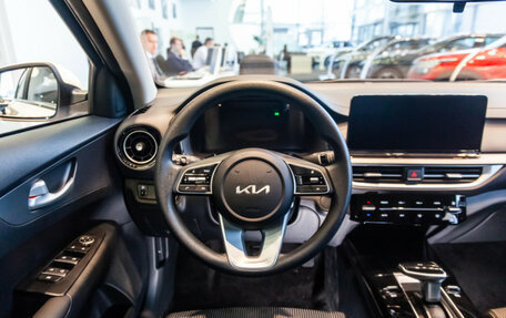 KIA K3, 2024 год, 2 590 000 рублей, 13 фотография