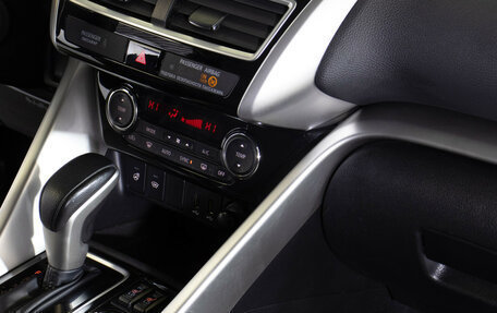 Mitsubishi Eclipse Cross, 2019 год, 2 075 000 рублей, 14 фотография