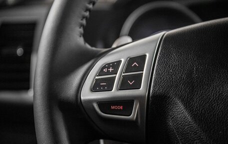 Mitsubishi Outlander III рестайлинг 3, 2011 год, 1 300 000 рублей, 22 фотография