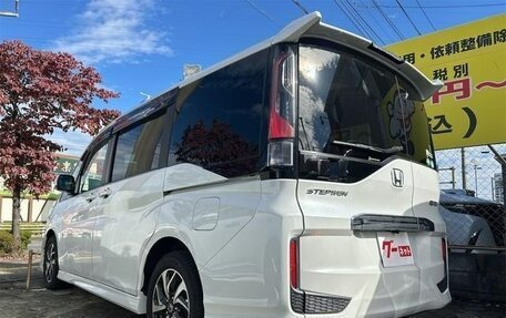 Honda Stepwgn IV, 2018 год, 2 019 000 рублей, 3 фотография