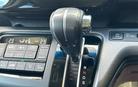 Honda Stepwgn IV, 2018 год, 2 019 000 рублей, 6 фотография