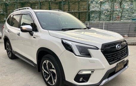Subaru Forester, 2022 год, 2 220 000 рублей, 2 фотография