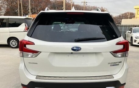 Subaru Forester, 2022 год, 2 220 000 рублей, 6 фотография