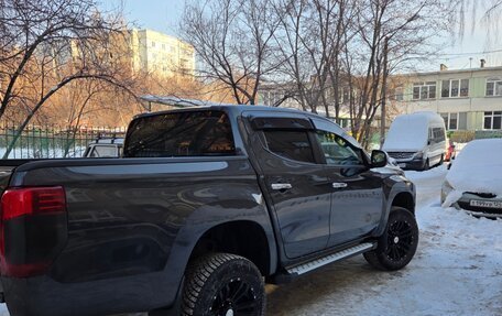 Mitsubishi L200 IV рестайлинг, 2021 год, 2 850 000 рублей, 4 фотография