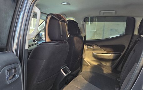 Mitsubishi L200 IV рестайлинг, 2021 год, 2 850 000 рублей, 8 фотография