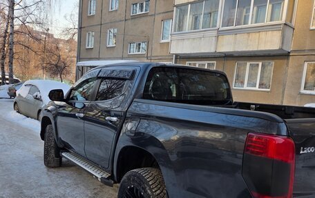 Mitsubishi L200 IV рестайлинг, 2021 год, 2 850 000 рублей, 7 фотография