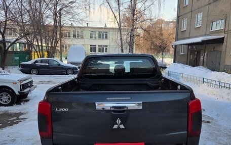 Mitsubishi L200 IV рестайлинг, 2021 год, 2 850 000 рублей, 6 фотография