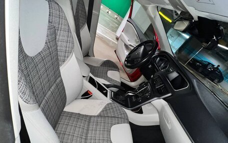 Volvo V40 Cross Country I, 2018 год, 1 950 000 рублей, 9 фотография