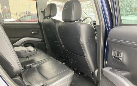 Mitsubishi Outlander III рестайлинг 3, 2011 год, 1 130 000 рублей, 11 фотография