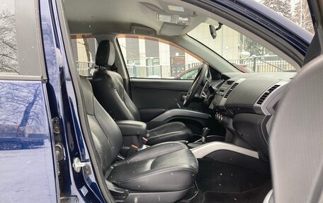 Mitsubishi Outlander III рестайлинг 3, 2011 год, 1 130 000 рублей, 10 фотография