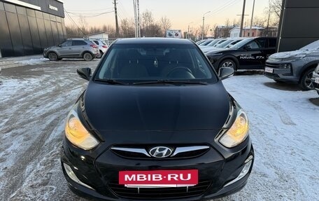 Hyundai Solaris II рестайлинг, 2012 год, 595 000 рублей, 2 фотография