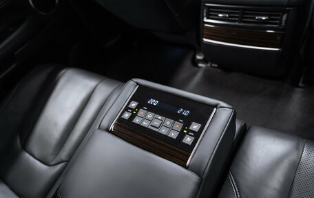 Lexus LX III, 2020 год, 13 фотография