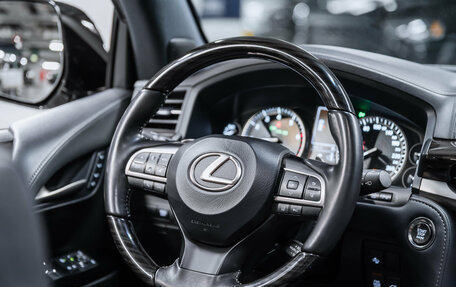 Lexus LX III, 2020 год, 21 фотография