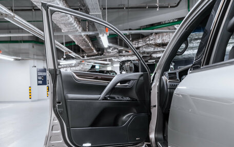 Lexus LX III, 2020 год, 17 фотография