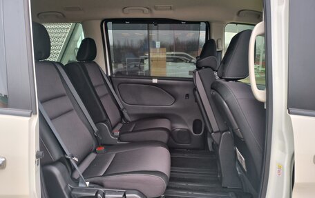 Nissan Serena IV, 2018 год, 2 410 000 рублей, 35 фотография