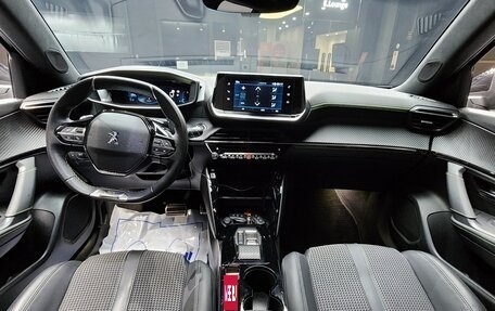 Peugeot 2008 II, 2022 год, 1 804 000 рублей, 7 фотография