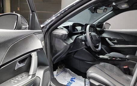 Peugeot 2008 II, 2022 год, 1 804 000 рублей, 11 фотография