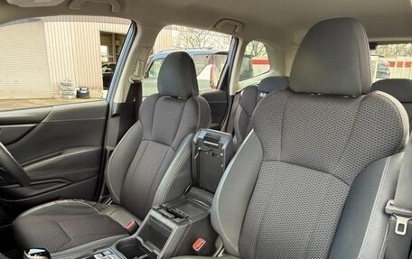 Subaru Forester, 2018 год, 1 980 000 рублей, 15 фотография