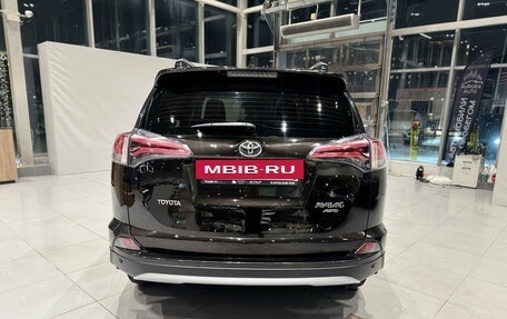 Toyota RAV4, 2015 год, 2 350 000 рублей, 4 фотография